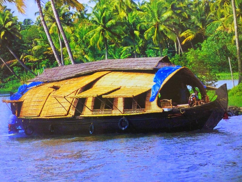 Marari Nest Beach Homestay Mararikulam Eksteriør bilde